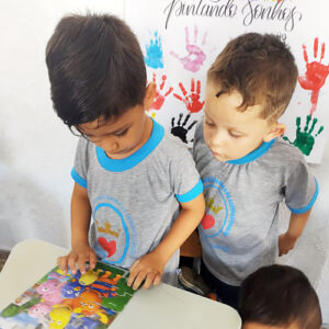 Madre y Maestra. Hna. Janete de Fátima. Granja dos meninos. Itajubá. Minas Gerais. Hermandad Misionera de Nuestra Señora del Sagrado Corazón. MSC