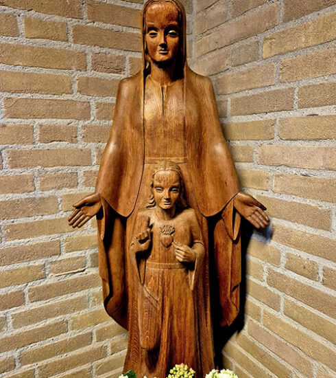 Madre y Maestra. Nuestra Señora del Sagrado Corazón. Tilgurgo. Países Bajos. Misioneros del Sagrado Corazón. MSC