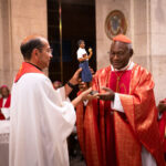 Madre y Maestra. San Peter To Rot. Javier Trapero. Hermandad Misionera de Nuestra Señora del Sagrado Corazón. MSC