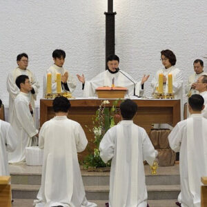 Madre y Maestra. Richard Kim. Korea. Hermandad Misionera de Nuestra Señora del Sagrado Corazón. MSC
